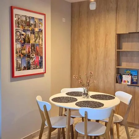 Apartamento Srebrna Ostoja 6-atlas Arena, Piotrkowska, Manufaktura, Prywatne Miejsce Parkingowe W Budynku Łódź