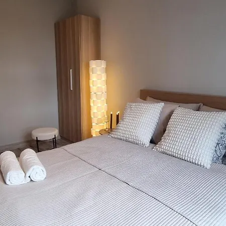 Srebrna Ostoja 66-atlas Arena, Piotrkowska, Manufaktura, Parking Prywatny * Łódź