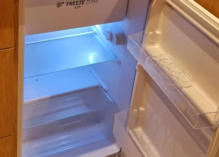 Srebrna Ostoja 66-atlas Arena, Piotrkowska, Manufaktura, Parking Prywatny Łódź